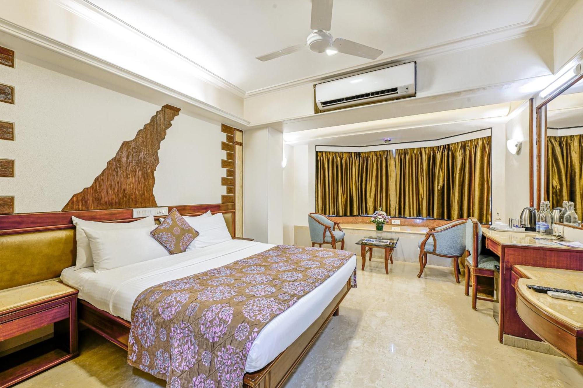 Hotel Regal Enclave Bombay Exterior foto